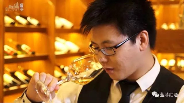 6個(gè)步驟,資深品酒師教你如何來(lái)品葡萄酒